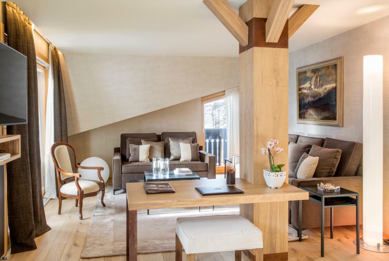 Hotel Hermitage Relais & Chateaux 브루일서비니아 외부 사진